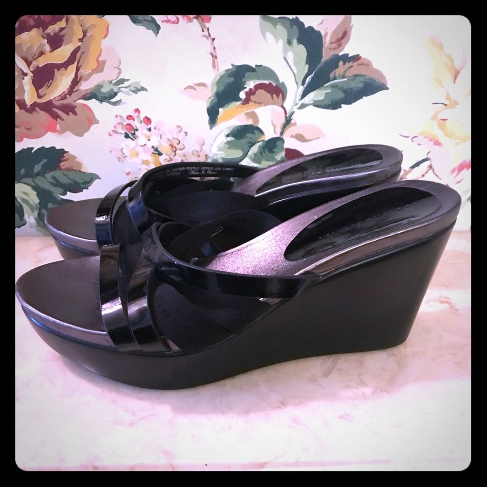 Donald J. Pliner Wedge Sandals Size 9